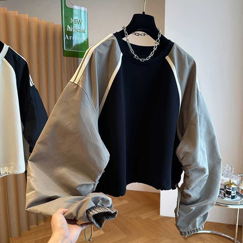 Womens Relaxed-Fit Patchwork Color-Block Raglan-Sleeve Sweatshirt